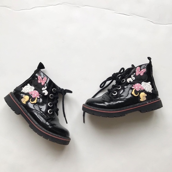 Zara x Disney Minnie Mouse patent boots VGUC size 24(8 toddler) - Picture 1 of 8
